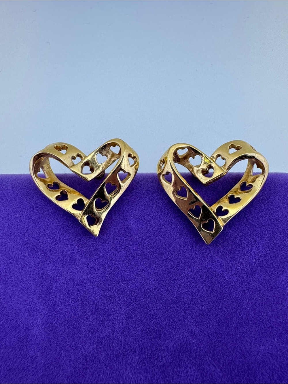 💛 Vintage Avon Gold Plated Heart Ribbon Cutout Earrings | Love Yourself